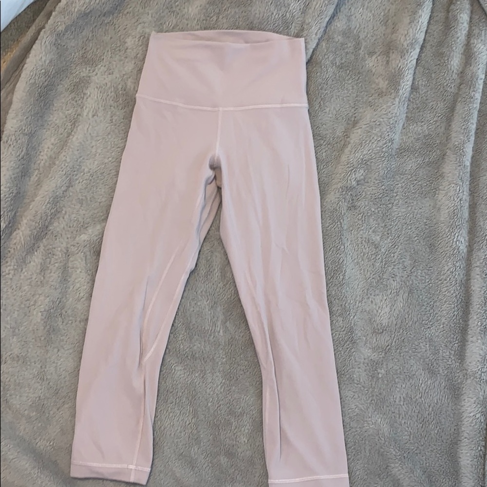 gray/purple lulu lemon leggings